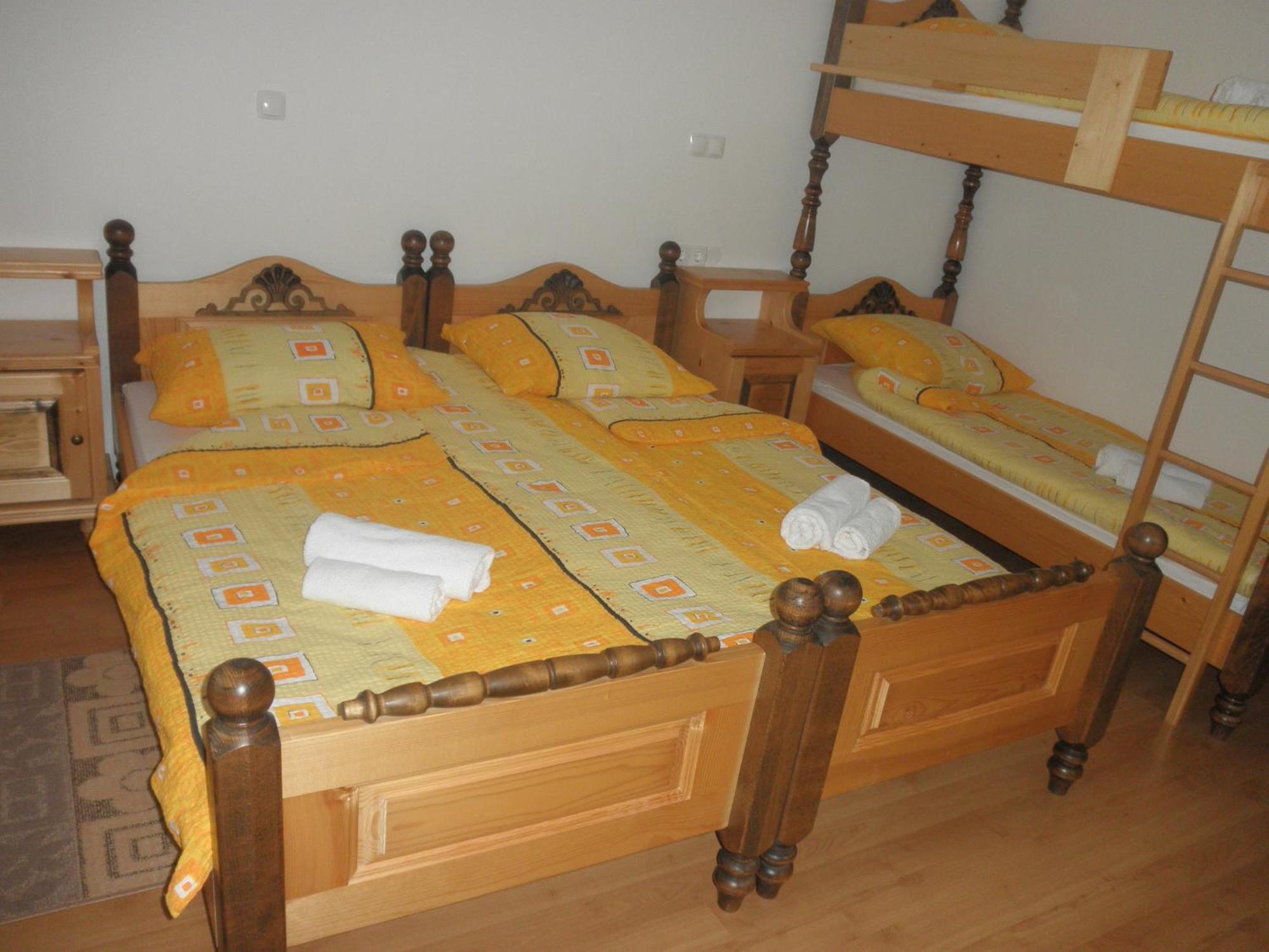 Apartments Cumar Церкно Стая снимка