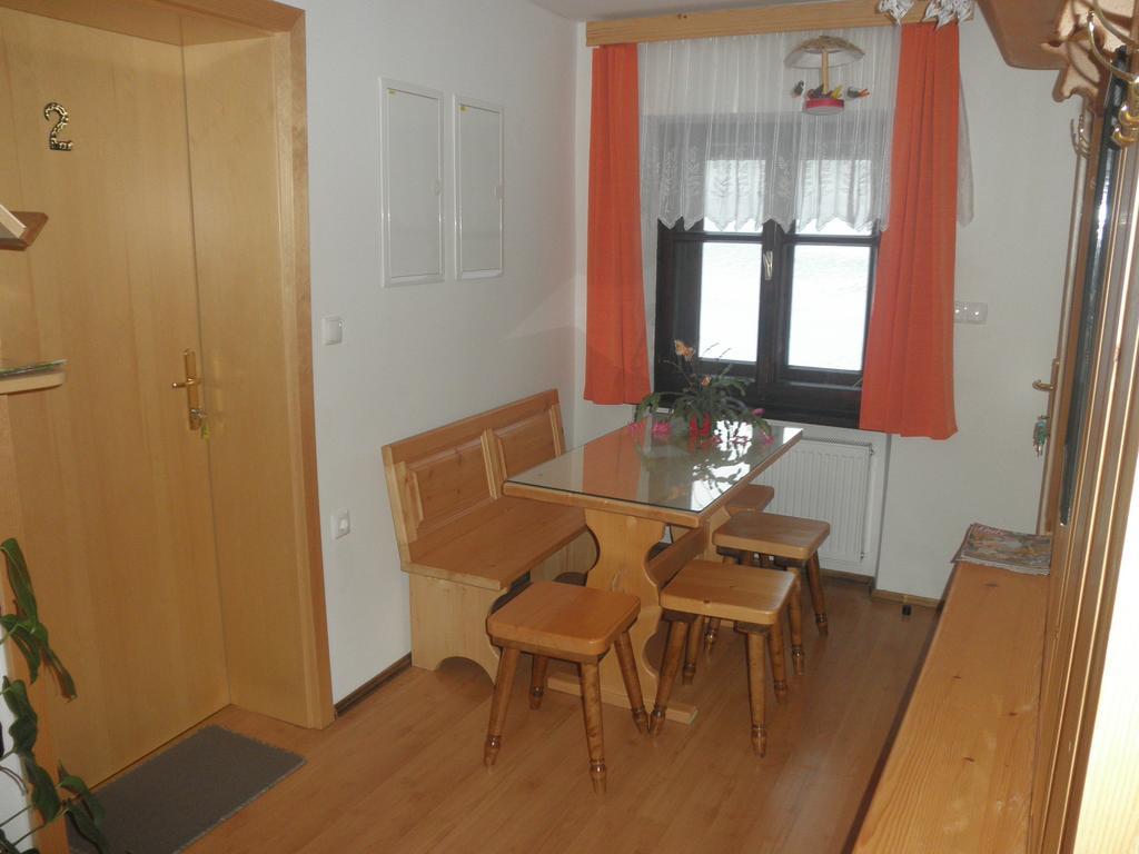 Apartments Cumar Церкно Екстериор снимка
